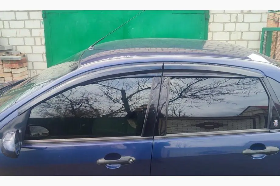 Ford Focus I 1998–2005 Logu deflektori SD (4 gab., Sunplex Sport) Image
