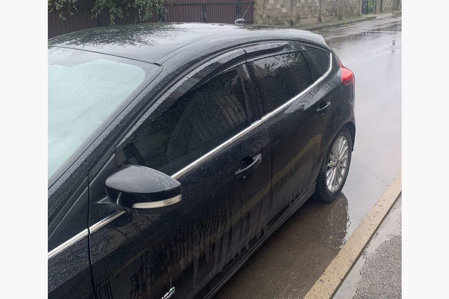 Ford Focus III 2011–2017 Logu vēja deflektori HB/Sedan (4 gab., Sunplex Sport) Image