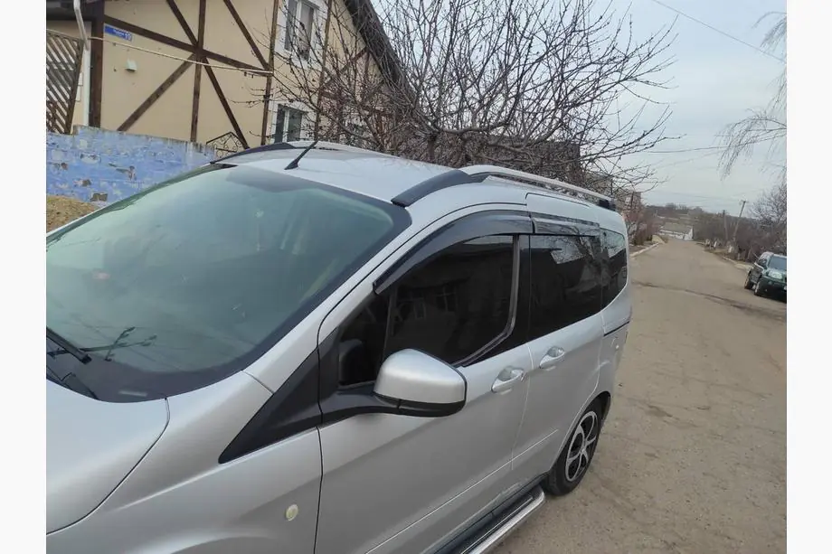 Ford Courier 2014–2023 Logu vēja deflektori (4 gab., Sunplex Sport) Image