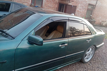 Mercedes E-class W210 1995–2002 Logu deflektori SD (4 gab., Sunplex Sport) foto 2