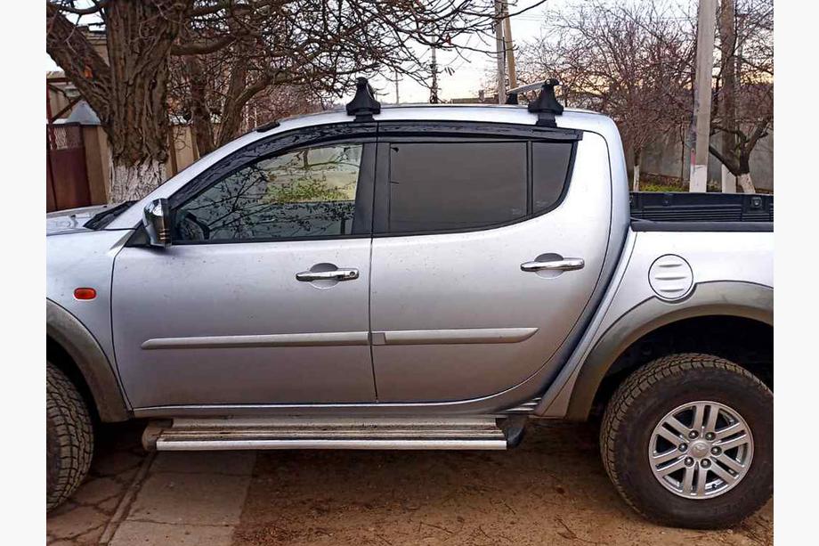 Mitsubishi L200 2006–2015 Logu vēja deflektori (4 gab., Sunplex Sport) Foto 1