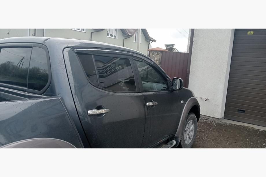 Mitsubishi L200 2006–2015 Logu vēja deflektori (4 gab., Sunplex Sport) Foto 6