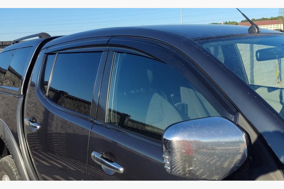 Mitsubishi L200 2006–2015 Logu vēja deflektori (4 gab., Sunplex Sport) Foto 2