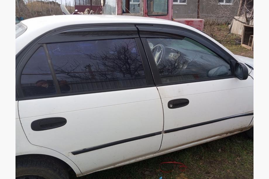 Toyota Corolla 1993–1998 Logu vēja deflektori (4 gab., Sunplex Sport) Foto 2