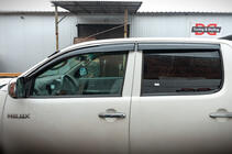 Toyota Hilux 2006–2015 Logu vēja deflektori (4 gab., Sunplex Sport) foto 3