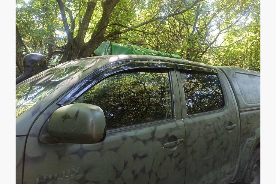 Toyota Hilux 2015– Logu vēja deflektori (4 gab., Sunplex Sport) Image