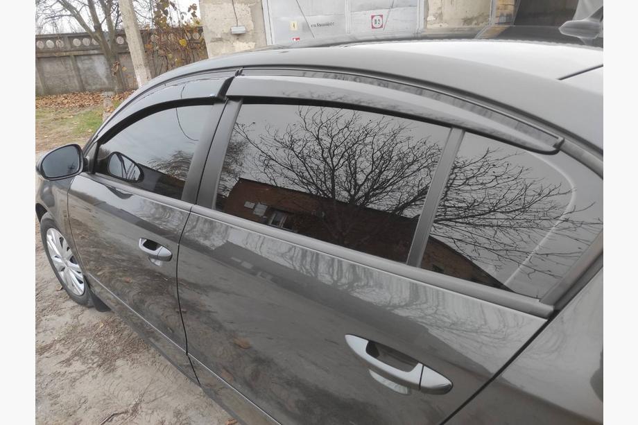 Volkswagen Passat B6 2006–2012 Logu deflektori SD (4 gab., Sunplex Sport) Foto 6