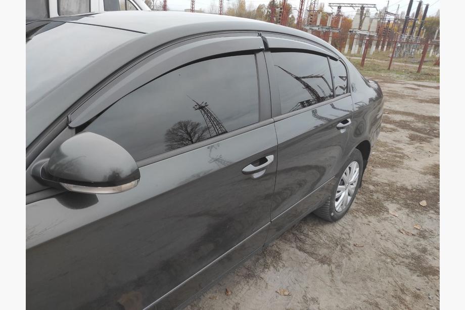 Volkswagen Passat B6 2006–2012 Logu deflektori SD (4 gab., Sunplex Sport) Foto 7
