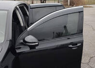 Volkswagen Golf 5 2003–2009 Logu vēja deflektori ar hromētu moldingu (4 gab., Sunplex Chrome) foto 13