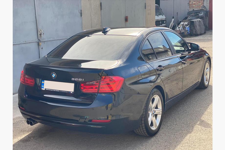 BMW 3. sērija F30/F31 2012–2019 Lūpas spoileris (Sunplex, melns) Foto 1