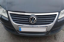 Volkswagen Passat B6 2006–2012 Priekšējā emblēma V1 3C0853601C foto 1