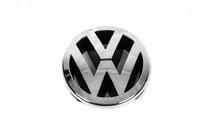 Volkswagen Passat B6 2006–2012 Priekšējā emblēma V1 3C0853601C foto 3