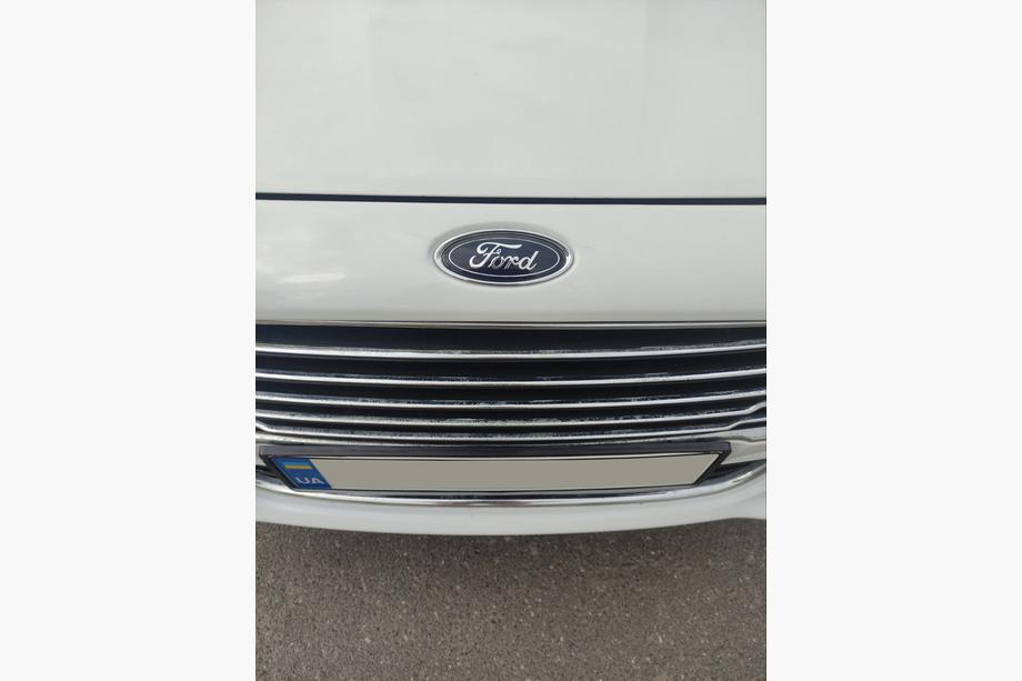 Ford Fiesta 2008–2017 Priekšējā emblēma 2013-2017 112 mm/47 mm (pašlīmējoša) Foto 3