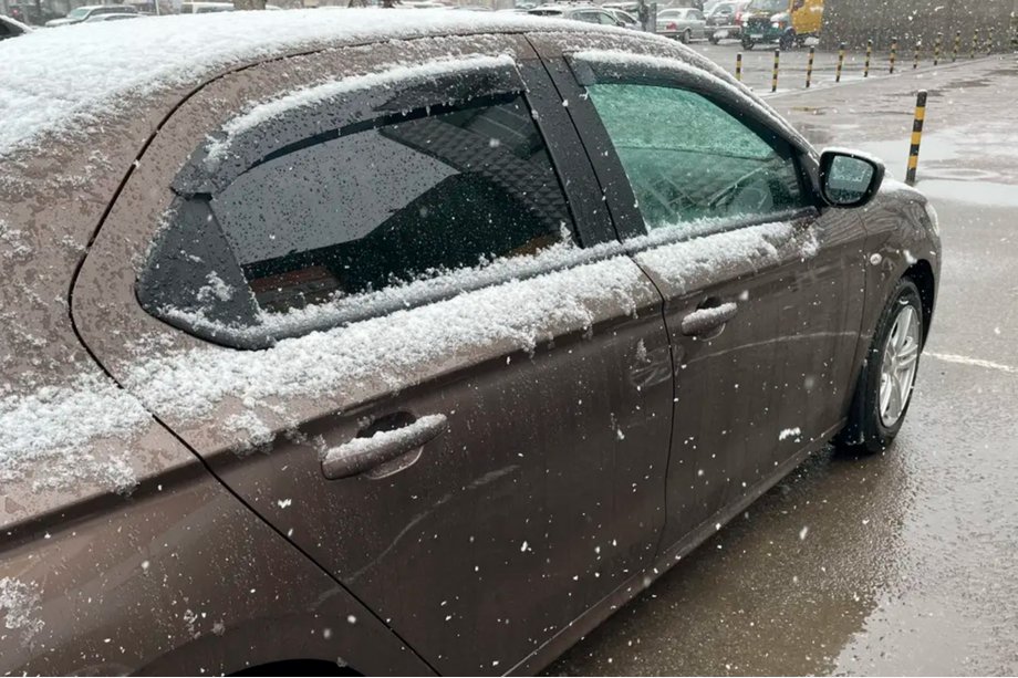 Peugeot 301 2012– Logu vēja deflektori (4 gab., HIC) Image