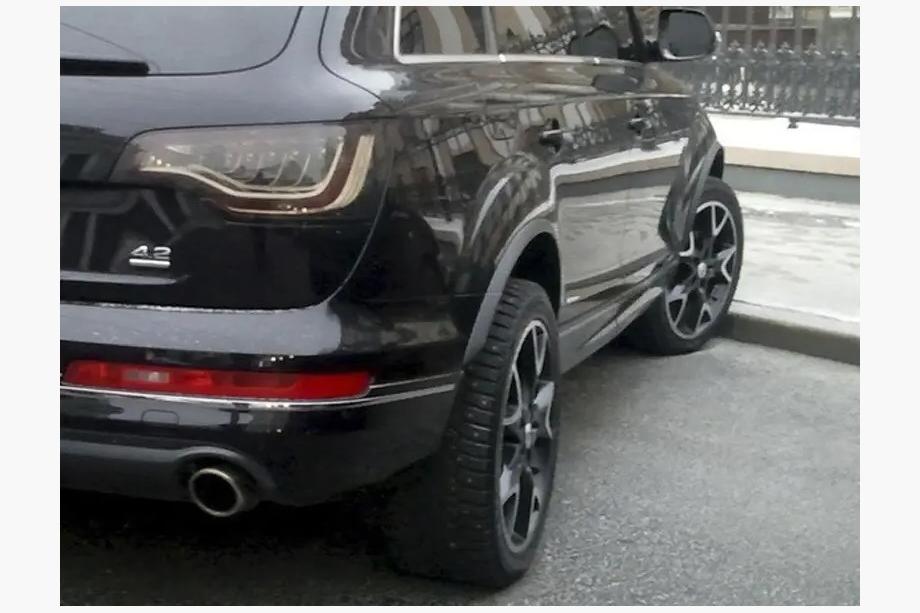 Audi Q7 2005–2015 Šauri arku paplašinātāji S-Line Image