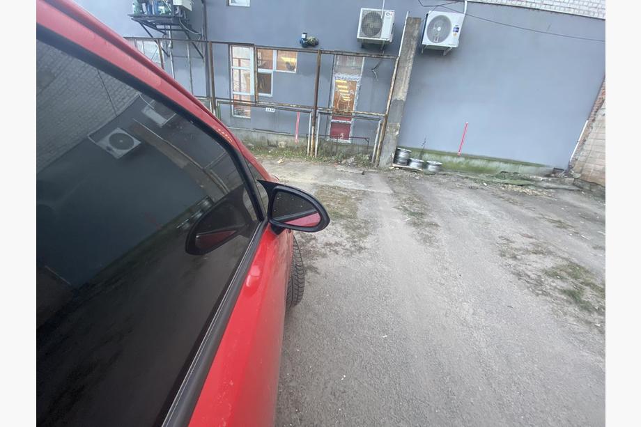 Opel Corsa D 2007–2014 Spoguļu vāciņi BMW-Style (2 gab.) Foto 9