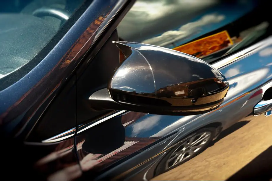 Renault Megane IV 2016–2025 Spoguļu vāciņi BMW-Style (2 gab.) Foto 1
