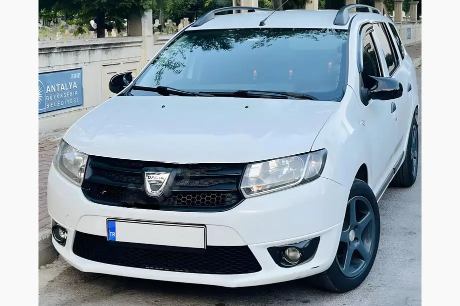 Renault Logan MCV 2013–2022 Spoguļu vāciņi BMW-Style (2 gab.) Foto 4