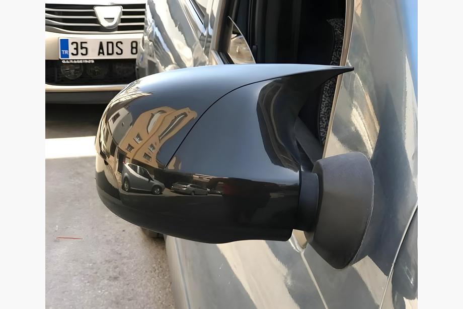 Renault Sandero 2013–2022 Spoguļu vāciņi BMW-Style (2 gab.) Foto 1