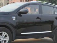 Kia Sportage 2010–2015 Libao durvju moldingas (plastmasa) foto 1