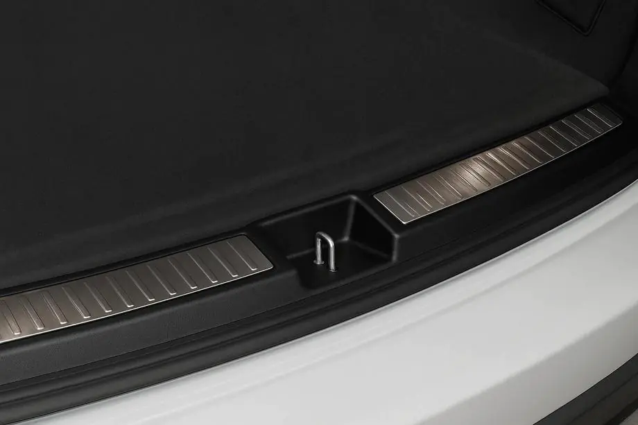 Mercedes GLK class X204 2008–2015 Bagāžnieka sliekšņa uzlikas no nerūsējošā tērauda Libao 2008-2012 (2 gab.) Image