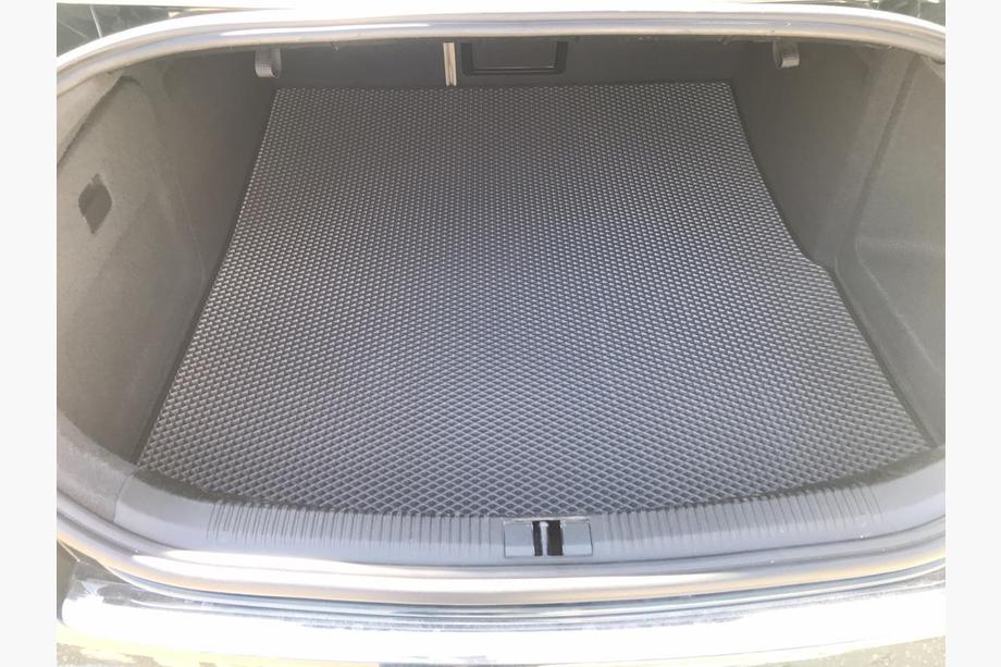 Audi A6 C6 2004–2011 Sedan bagāžnieka paklājiņš (EVA, melns) Image