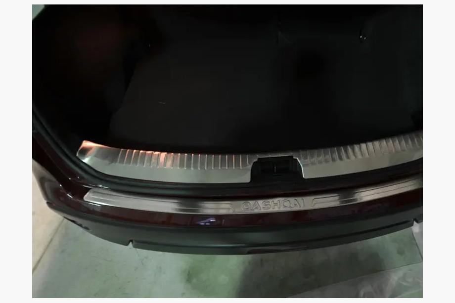Nissan Qashqai 2007–2010 Bagāžnieka sliekšņa uzlika Libao (nerūsējošais tērauds) Foto 1
