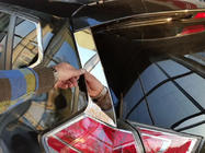 Nissan X-trail T32/Rogue 2014–2021 Hromēti aizmugurējā stikla statņu pārsegi Libao (2 gab., plastmasa) foto 1