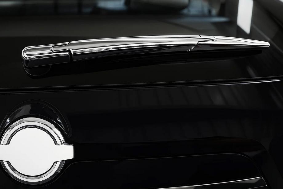 Nissan X-trail T32/Rogue 2014–2021 Aizmugurējā logu tīrītāja uzlikas Libao (plastmasa) Image