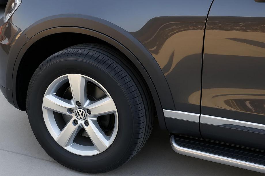 Volkswagen Touareg 2010–2018 Riteņu arku paplašinātāji Image