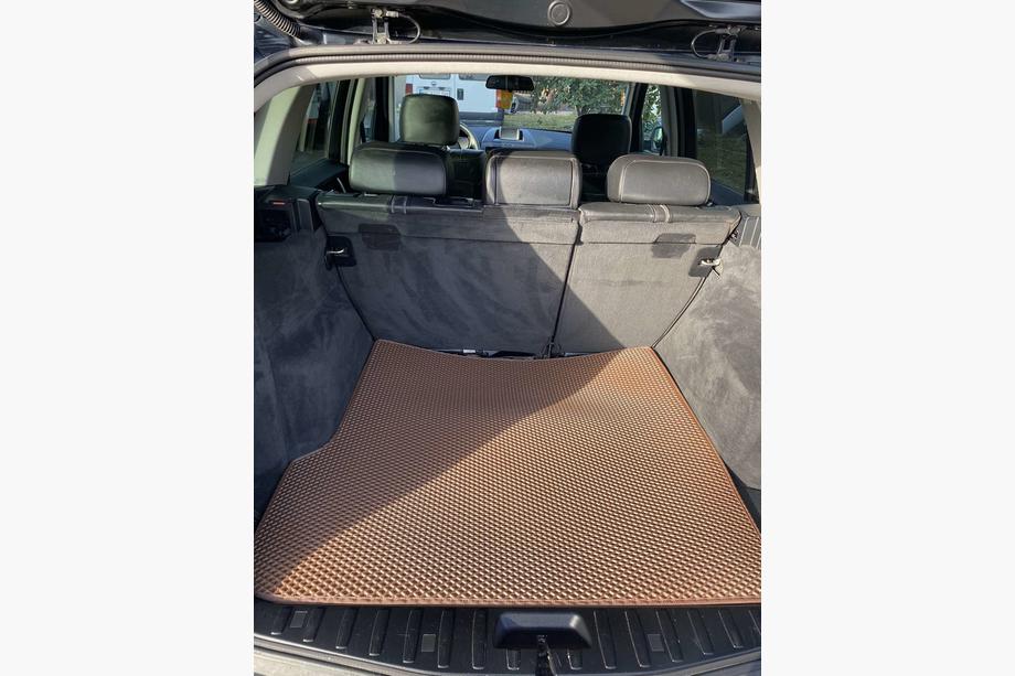 BMW X3 E83 2003–2010 Bagāžnieka paklājiņš (EVA, ķieģeļsarkans) Image