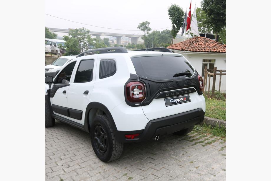 Renault Duster 2018–2024 Plastmasas uzlika bagāžnieka vākam (3 daļas) Foto 2