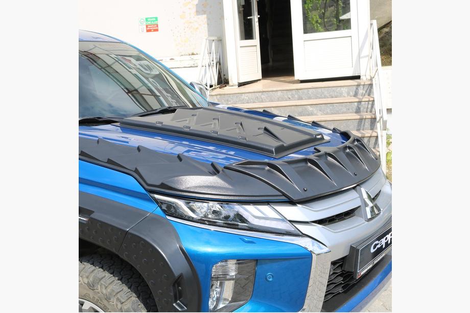 Mitsubishi L200 2015–2024 Motora pārsega uzliku komplekts DRAGON (2019+, 3 gab.) Image