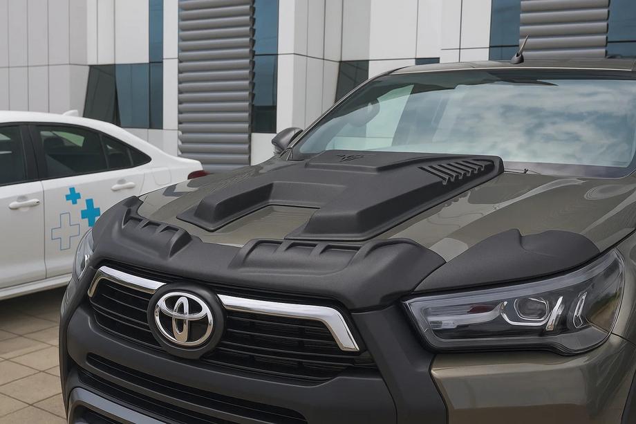 Toyota Hilux 2015– Motora pārsega uzlika (2021+, ABS) Image