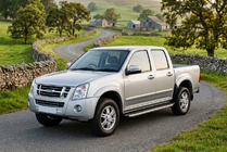Isuzu D-Max 2002–2011 Sānu pakāpieni Fullmond (2007-2012, 2 gab., alumīnijs) foto 1
