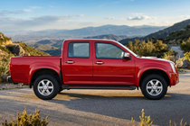 Isuzu D-Max 2002–2011 Sānu pakāpieni Maya Red (2007-2012, 2 gab., alumīnijs) foto 1