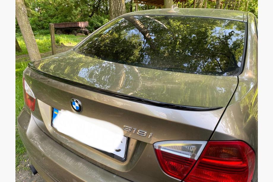 BMW 3. sērija E90/E91 2005–2011 HongHang V1 spoileris (ABS, spīdīgi melns) Image