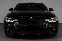 BMW 3. sērija F30/F31 2012–2019 M-Look nieru restes (M-Color) foto 3
