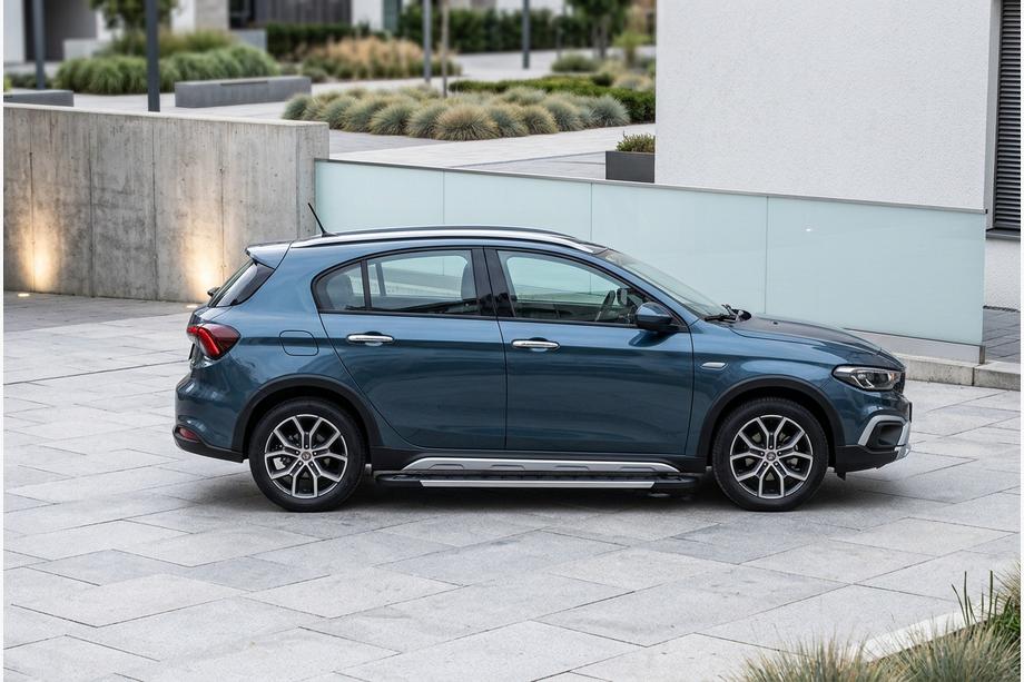 Fiat Tipo Cross 2021– Sānu pakāpieni RedLine (2 gab., alumīnijs) Image