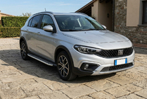 Fiat Tipo Cross 2021– Sānu pakāpieni Fullmond (2 gab., alumīnijs) foto 1