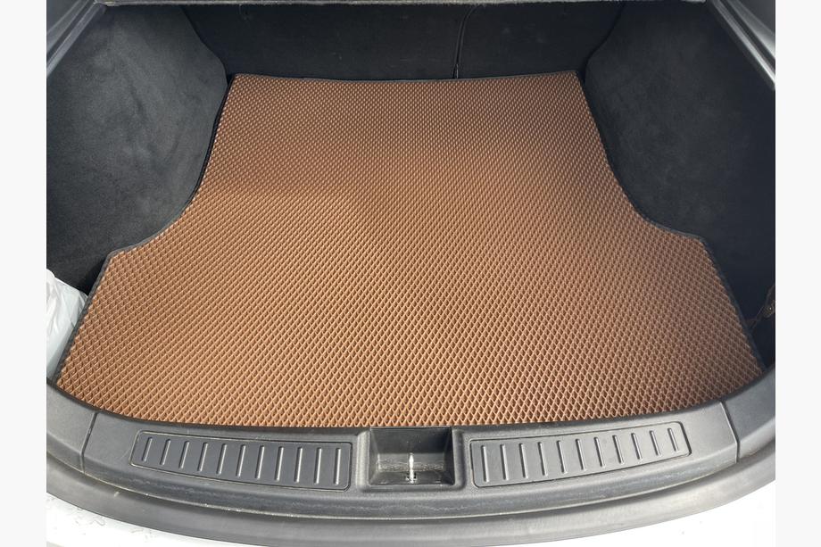 Tesla Model S 2012– Aizmugurējais EVA bagāžnieka paklājiņš (2012-2021, ķieģeļsarkans) Image