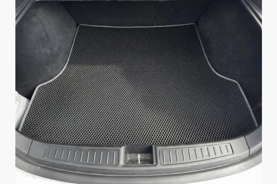 Tesla Model S 2012– Aizmugurējais EVA bagāžnieka paklājiņš (2012-2021, melns) Image