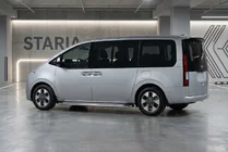 Hyundai Staria 2021– Sānu sliekšņi Maydos V2 (2 gab., alumīnijs / nerūsējošais tērauds) foto 1