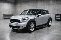 Mini Countryman R60 2010–2017 Sānu kāpšļi Tayga Black (2 gab., alumīnijs) foto 1