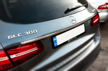 Mercedes GLC X253 2015–2022 Hroma līste virs numura zīmes (nerūsējošais tērauds) foto 3