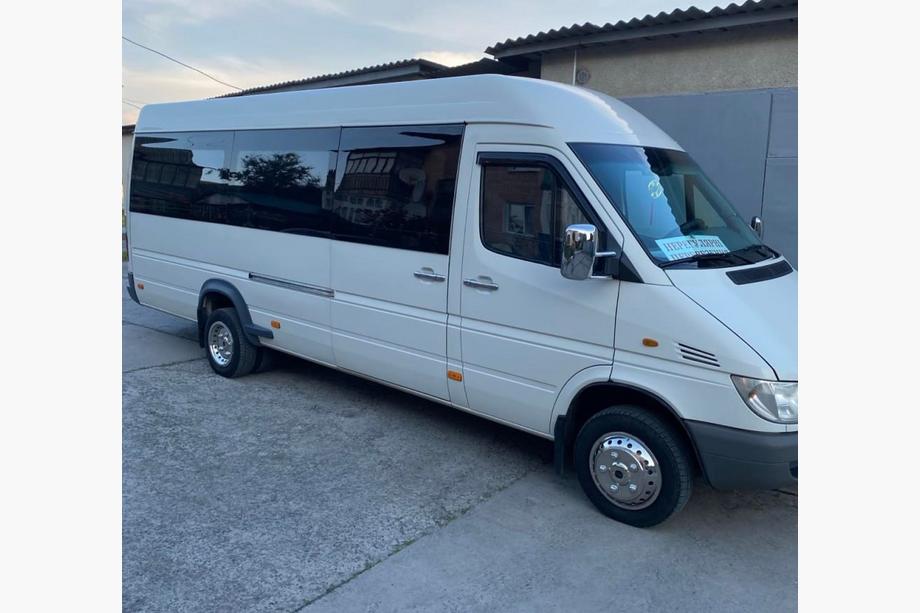 Mercedes Sprinter W901/902/903/904/905 1995–2006 Nerūsējošā tērauda riteņu uzlikas Exclusive V2 R15 (divkārt velmētas) Foto 3