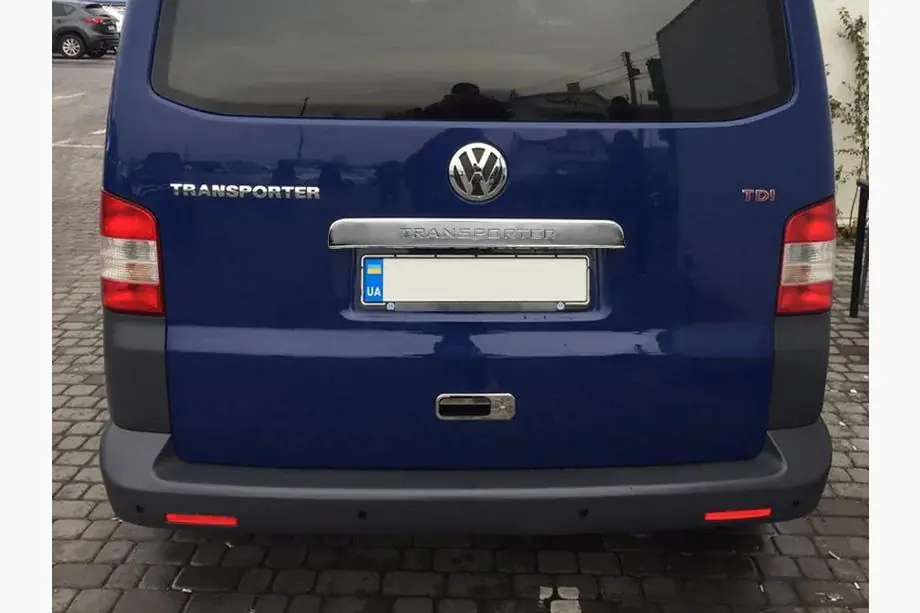 Volkswagen T5 Transporter 2003–2010 Līste virs numura zīmes bagāžnieka vākam (ar uzrakstu, nerūsējošais tērauds) Foto 1