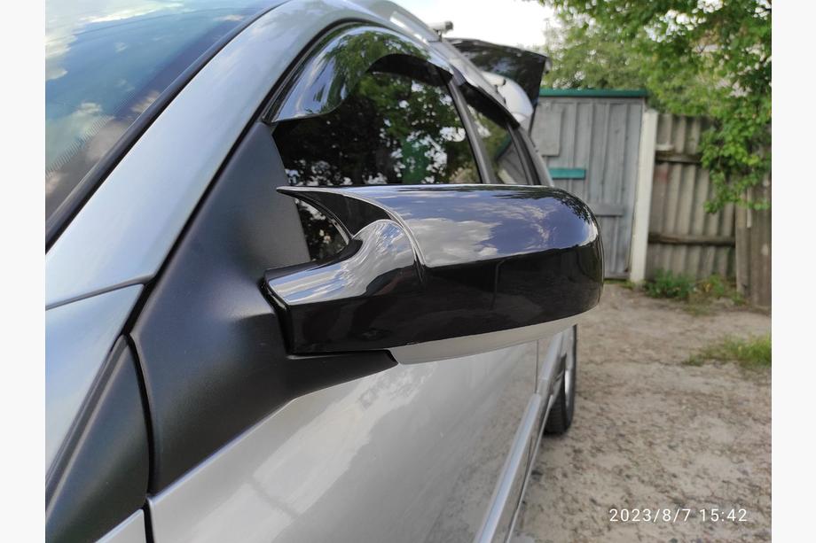 Renault Clio III 2005–2012 BMW-style spoguļu vāciņi (2 gab.) Foto 5