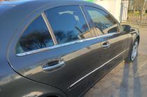 Mercedes E-class W211 2002–2009 Ārējās logu apmales no nerūsējošā tērauda SW, Carmos - Turcijas tērauds (6 gab.) foto 12